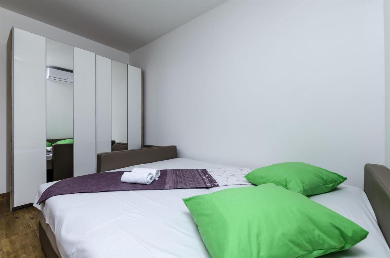 Apartments Lorenzo ロクヴァ・ロゴズニツァ エクステリア 写真